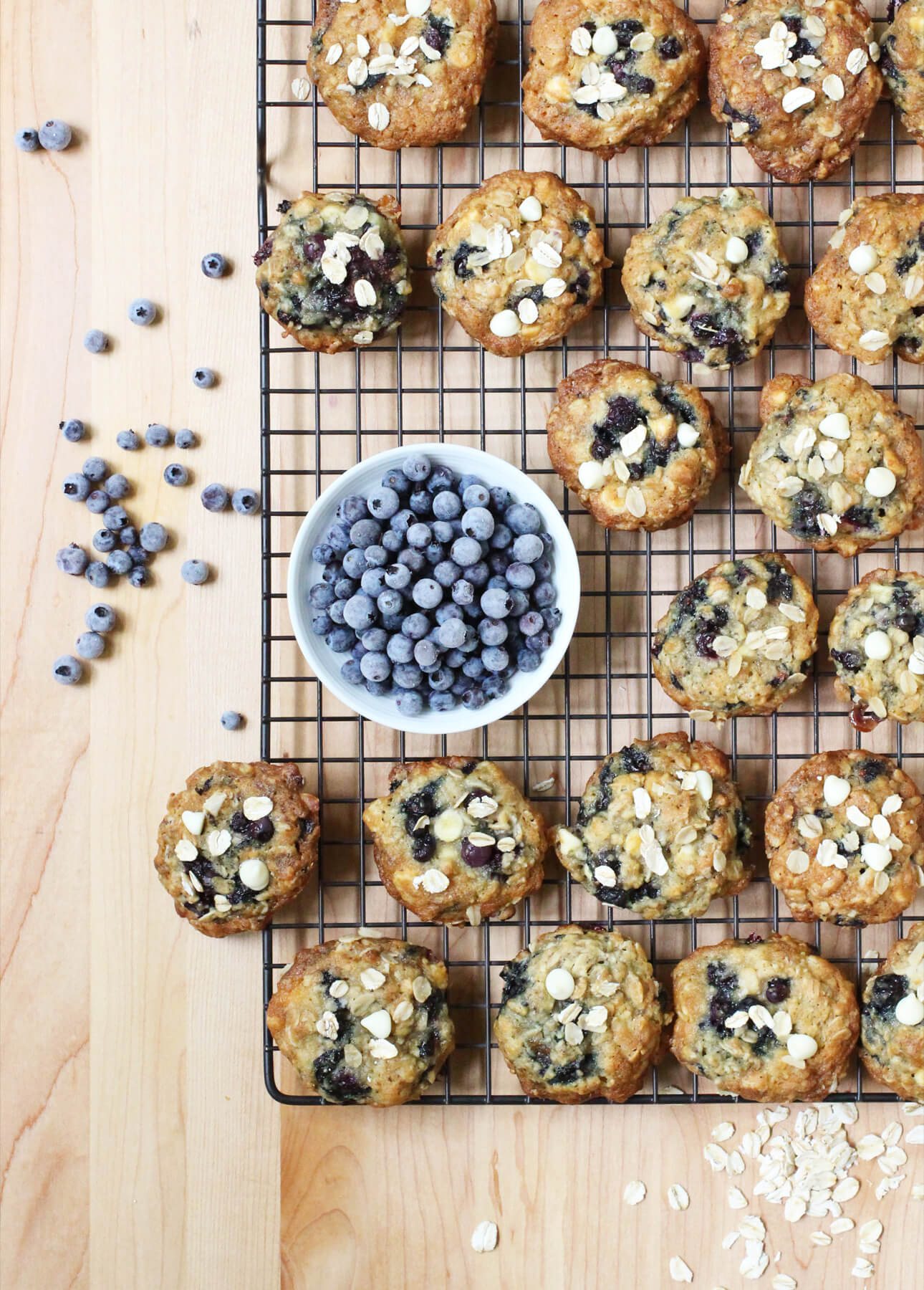 Oats White Chocolate And Wild Blueberry Cookies Food Nouveau