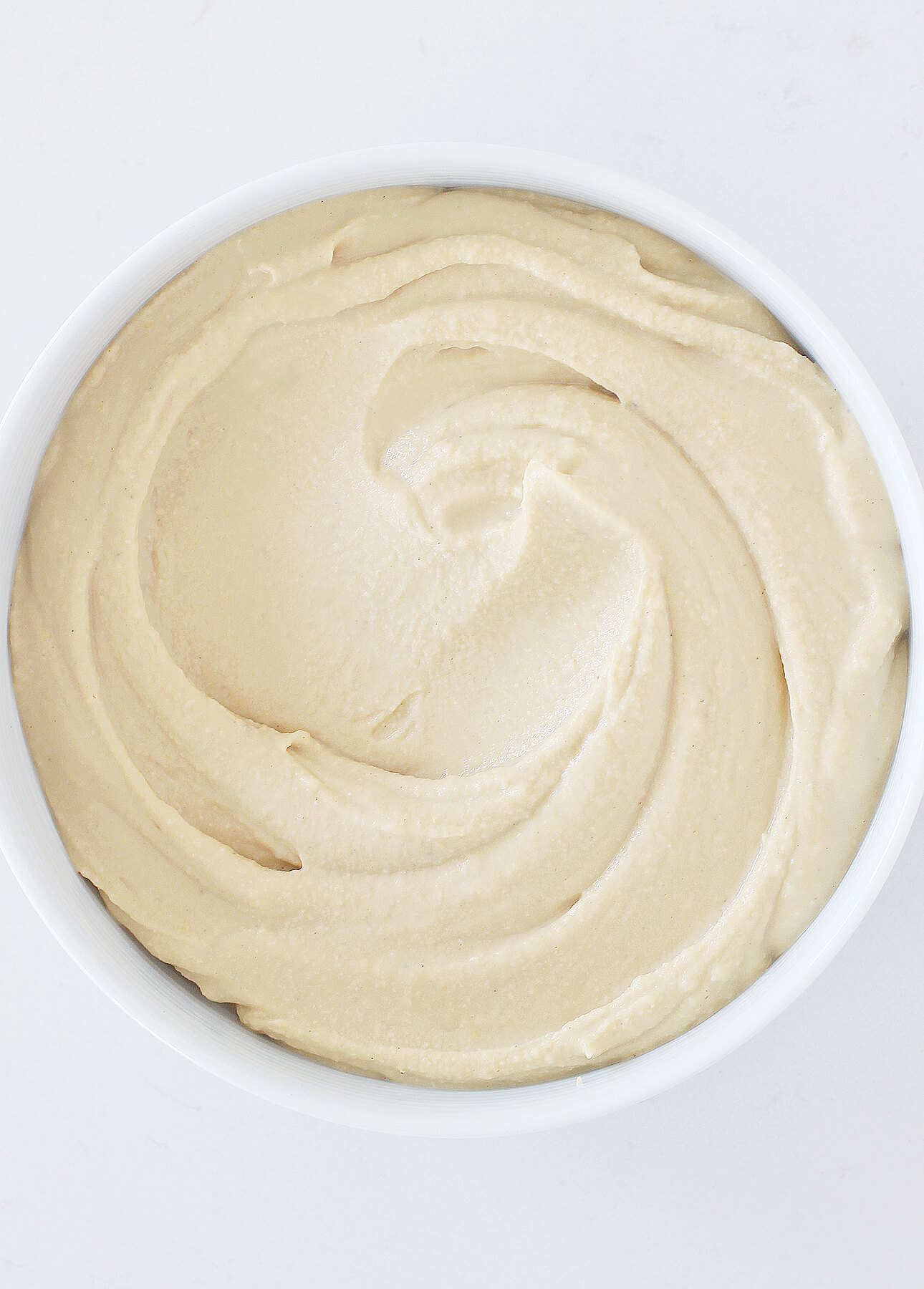The Creamiest Homemade Hummus // FoodNouveau.com