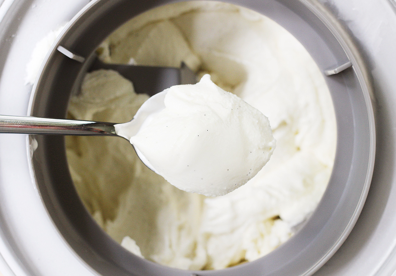 A scoop of silky smooth vanilla bean gelato // FoodNouveau.com