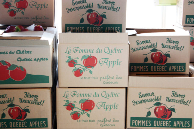 Île d'Orléans apples at Québec City's Old Port Market. // FoodNouveau.com