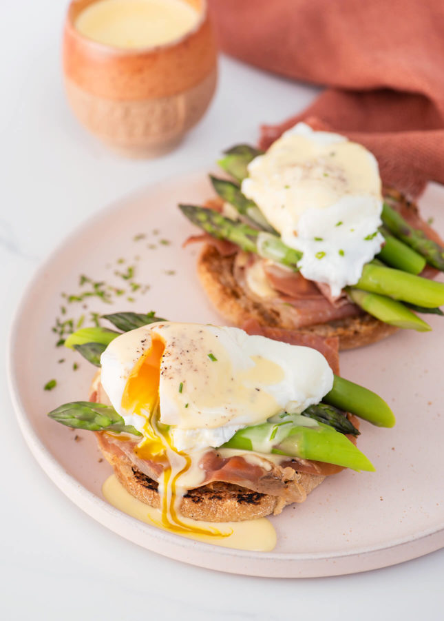 Foolproof Eggs Benedict with Blender Hollandaise Sauce // FoodNouveau.com