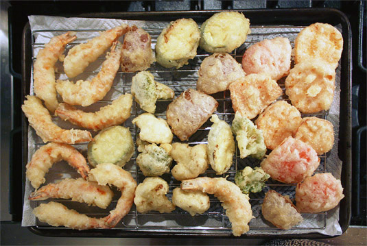 A rack of beautifully crisp shrimp and vegetable tempura