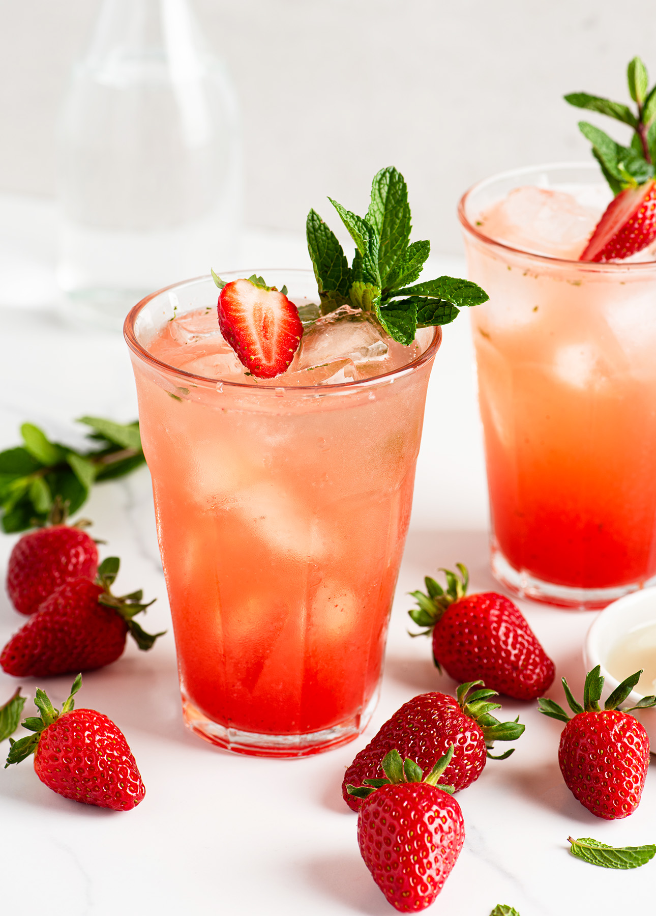 Fresh Strawberry Mojito Cocktail // FoodNouveau.com
