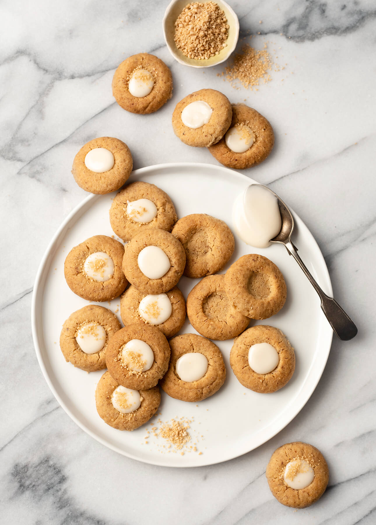 Maple and Pecan Thumbprint Cookies // FoodNouveau.com