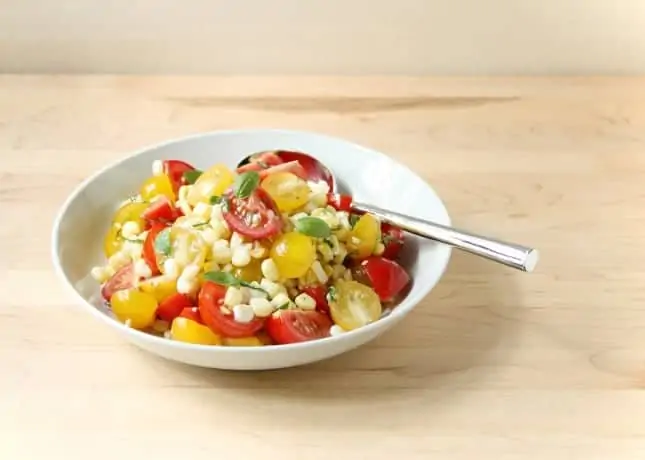 Tomato and Fresh Corn Salad with Shallot Vinaigrette // FoodNouveau.com