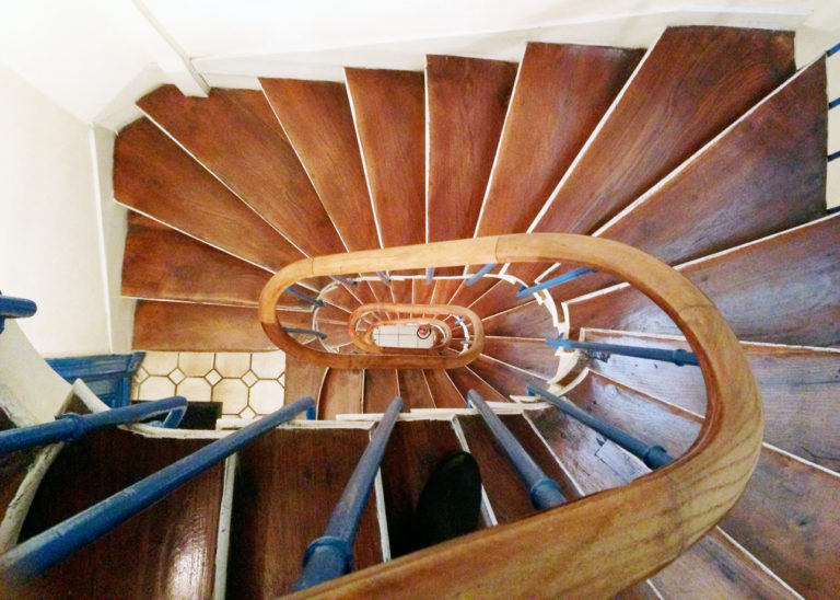 A typical stairwell in Paris // FoodNouveau.com