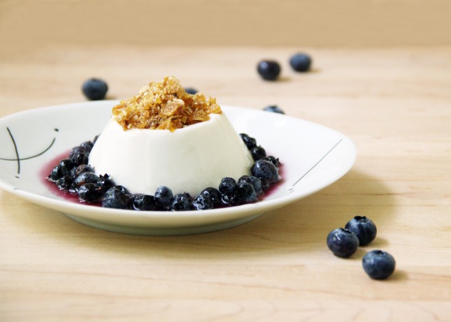 Unmolded Almond Panna Cotta with Salted Praline and Macerated Blueberries (Dairy-Free) // FoodNouveau.com
