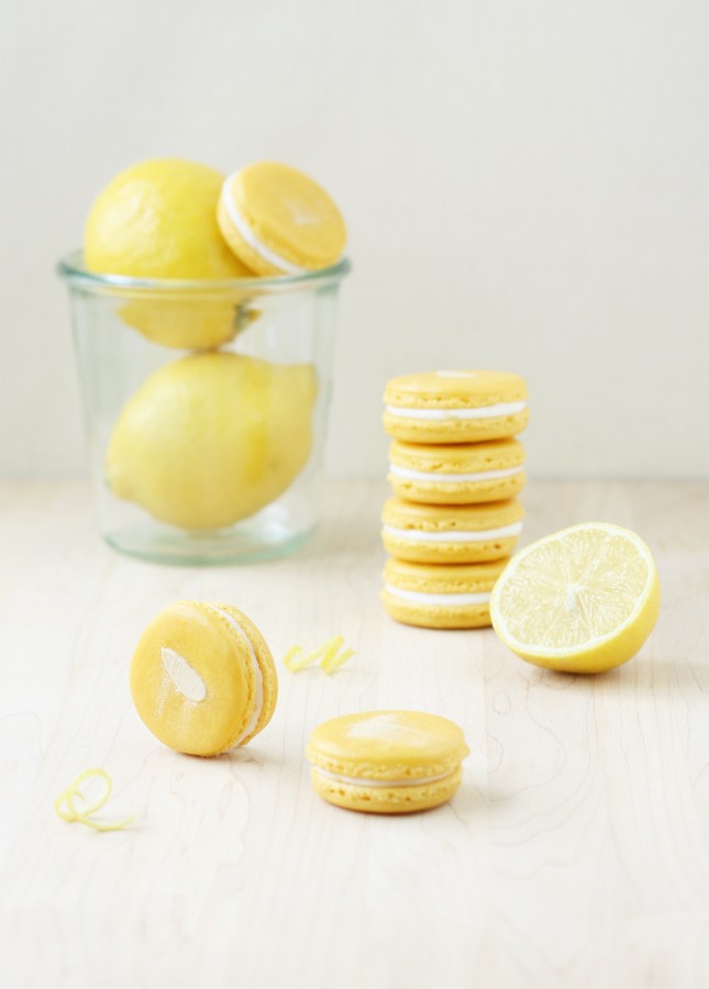 Lemon Mascarpone Macarons // FoodNouveau.com
