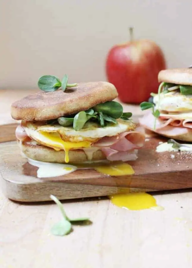 Runny Egg, Maple Ham, and Crispy Apple Breakfast Sandwich with Blender Hollandaise Sauce // FoodNouveau.com