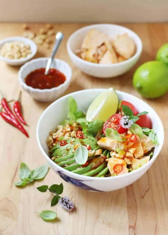 Healthy Salmon Noodle Bowl with Chili-Lime Dressing // FoodNouveau.com