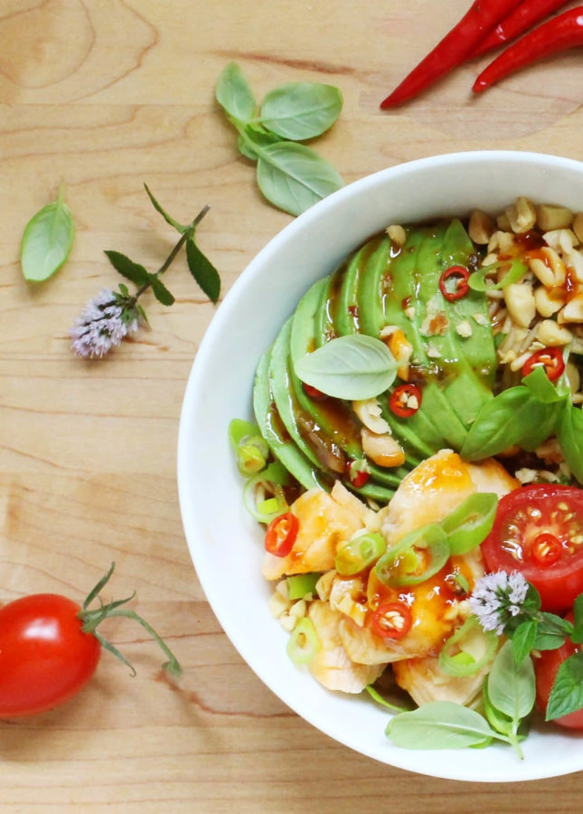 Healthy Salmon Noodle Bowl with Chili-Lime Dressing // FoodNouveau.com