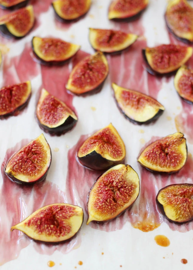 Maple-Roasted Figs // FoodNouveau.com