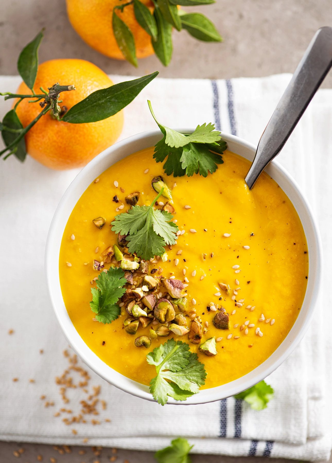 Healthy, Bright & Dairy-Free Orange Carrot Soup // FoodNouveau.com