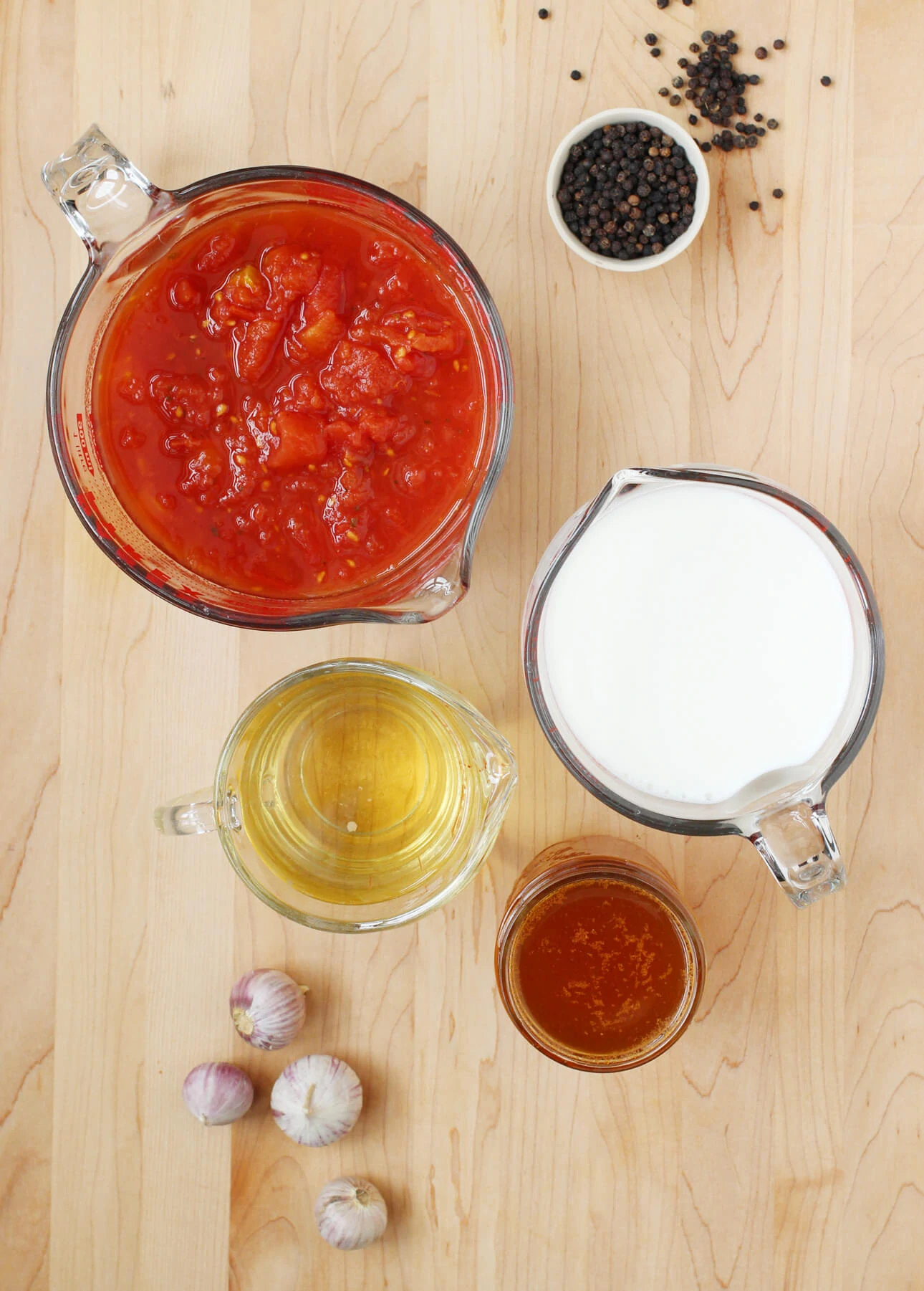 Ingredients to make Bolognese Sauce / How to Make an Authentic Bolognese Sauce / FoodNouveau.com