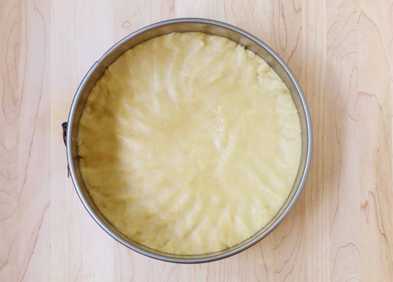 Base crust for Deep-Dish Dutch Apple Pie // FoodNouveau.com