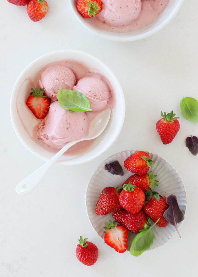 White Chocolate, Strawberry and Basil Gelato // FoodNouveau.com