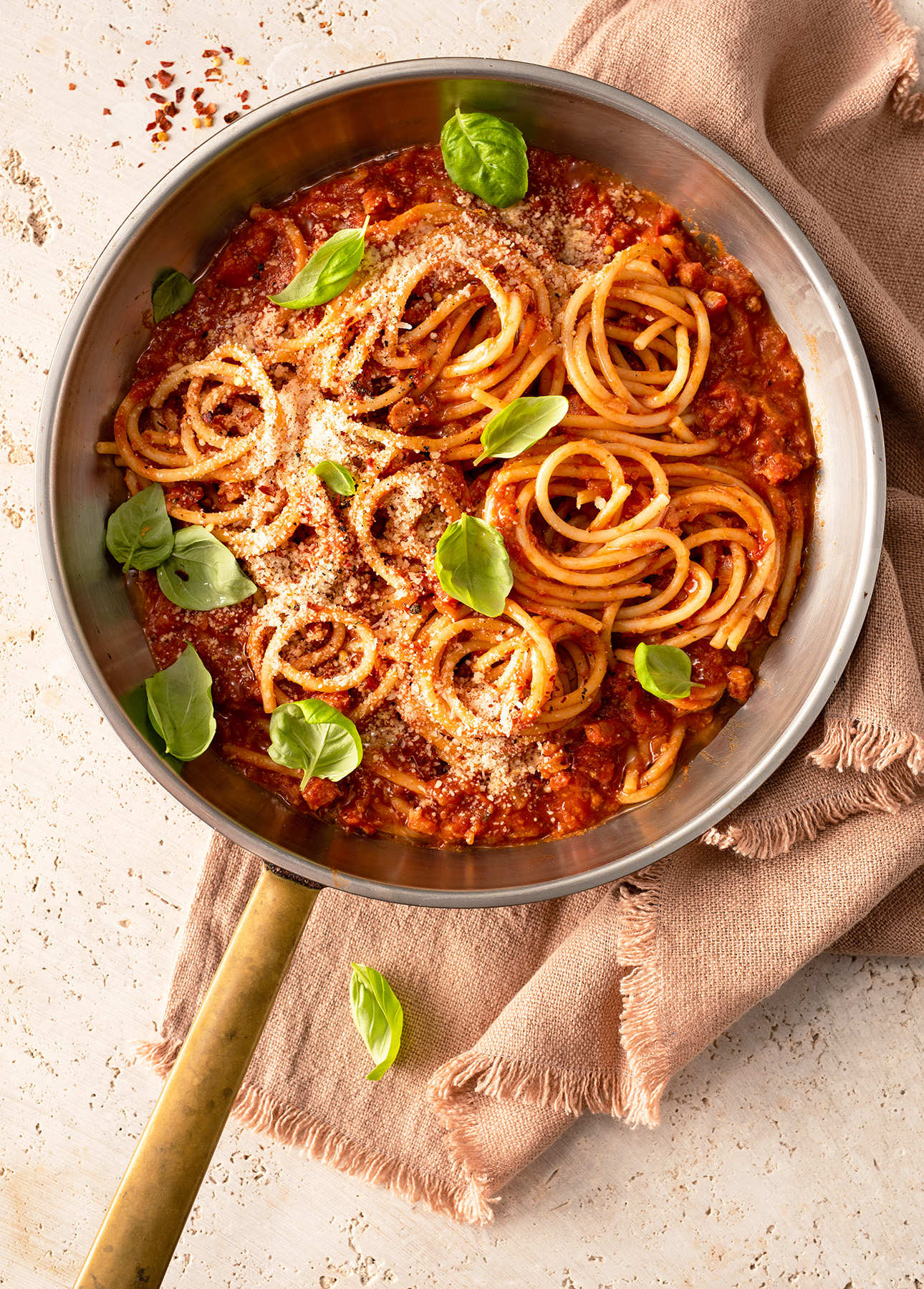 Bucatini All'Amatriciana, a classic Roman pasta dish // FoodNouveau.com