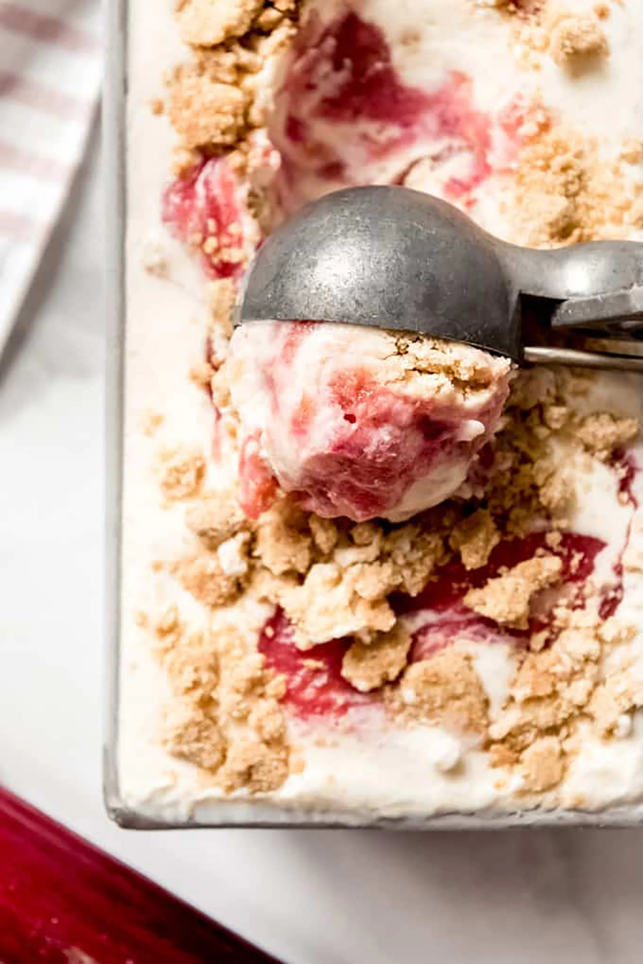 Rhubarb Crumble Ice Cream by House of Nash Eats // 15 Rhubarb Dessert Recipes for Spring