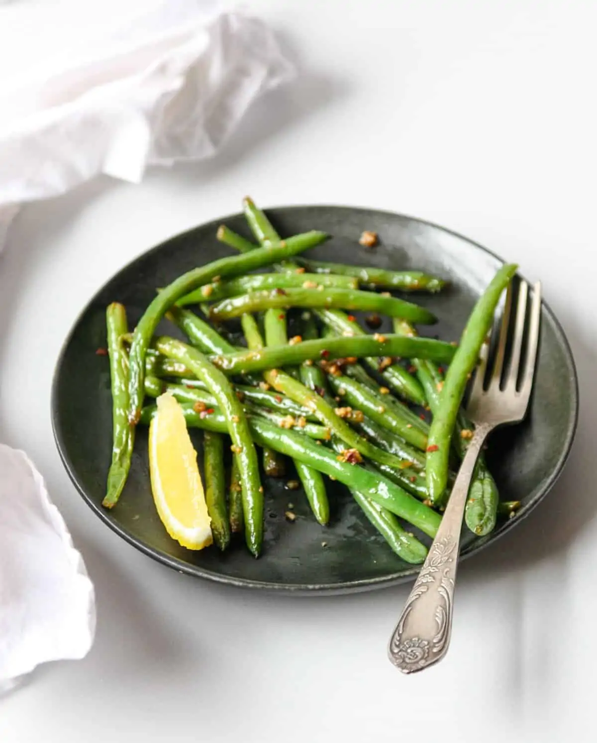 Sauteed Green Beans with Lemon and Garlic by The Food Blog // FoodNouveau.com