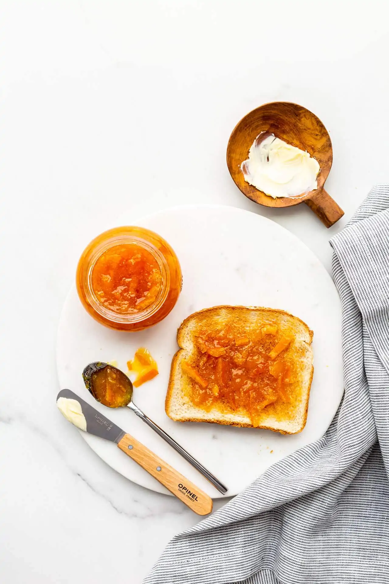 Orange Marmalade by The Bake School // FoodNouveau.com