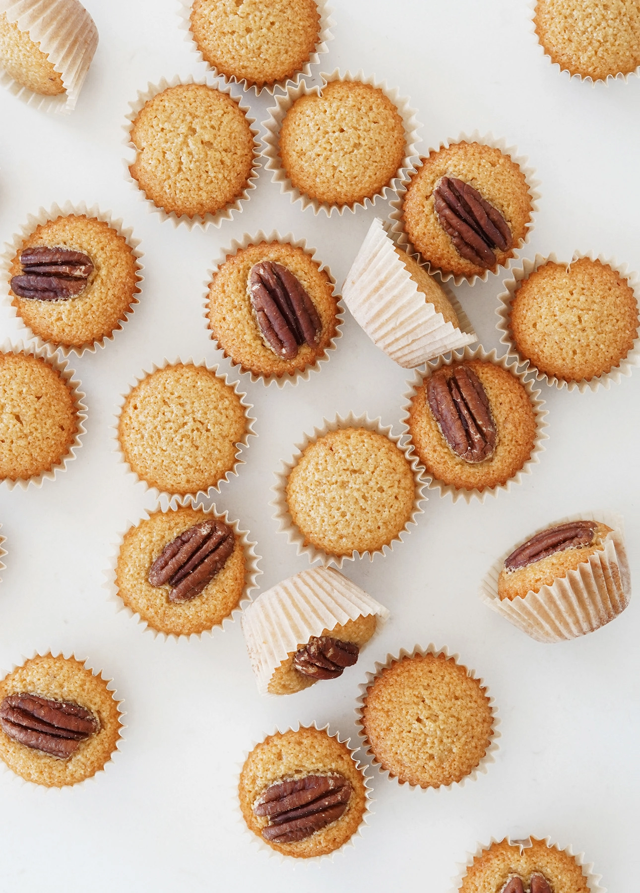 Maple financiers, an easy-to-make French-inspired dessert // FoodNouveau.com