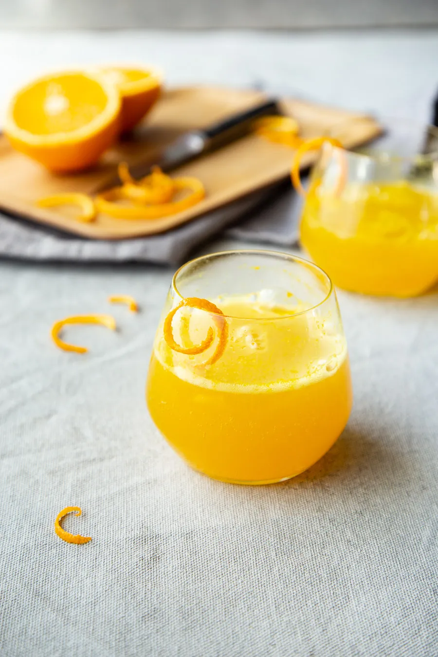 Turmeric Orange Spritzer by Luci's Morsels // FoodNouveau.com