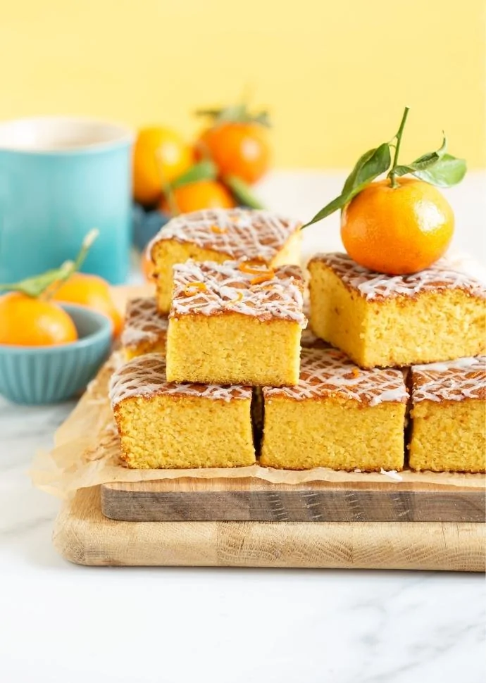 Easy Clementine Cake by The Petite Cook // FoodNouveau.com