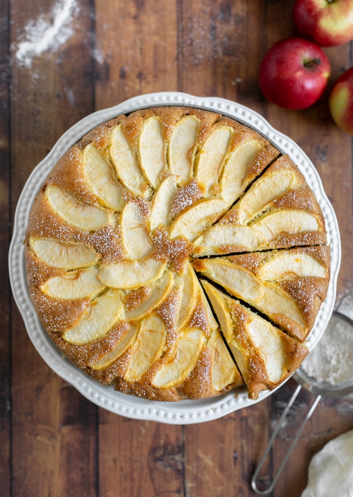Torta di Mele (Italian Apple Cake) by The Petite Cook // FoodNouveau.com