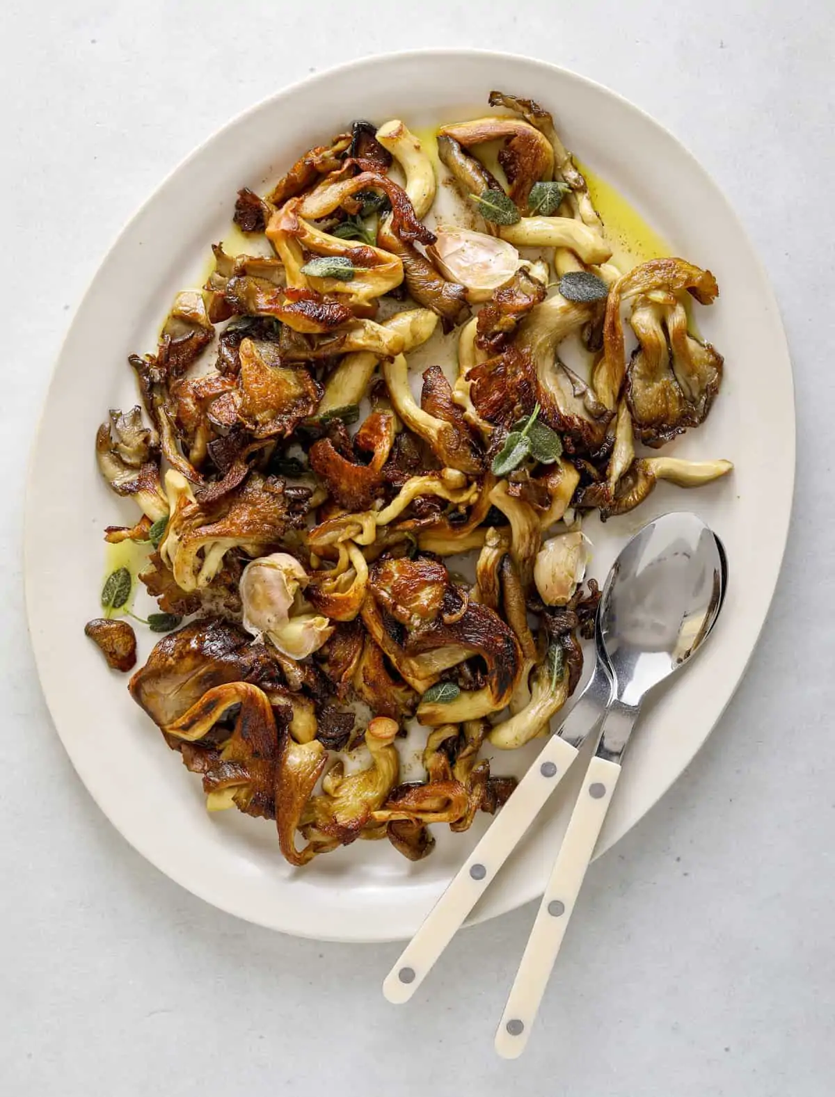 Sautéed Oyster Mushrooms with Brown Butter and Sage by Craving California // FoodNouveau.com