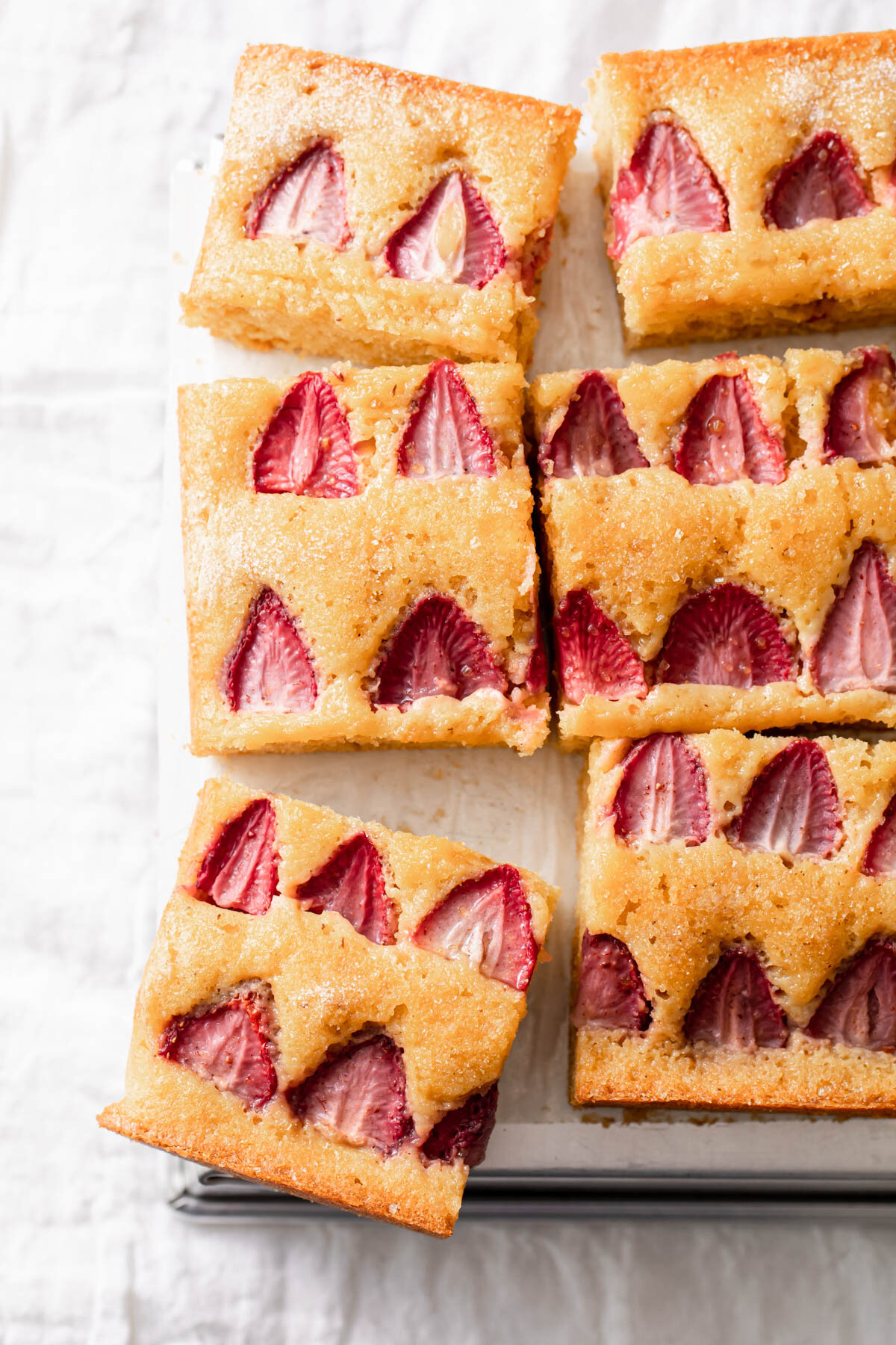 Strawberry Snacking Cake with Lavender by Sugar Style Sweet // FoodNouveau.com