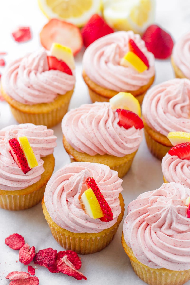 Strawberry Lemonade Cupcakes by Cooking for My Soul // FoodNouveau.com