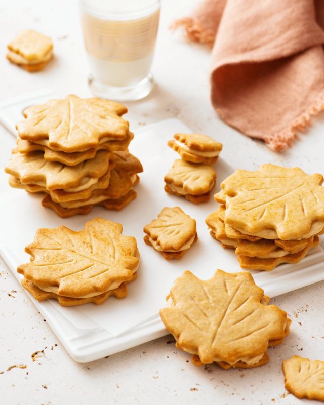 Childhood nostalgia alert! 🚨 If you grew up in Canada, for sure you grew up eating maple leaf cookies—or perhaps you grew up begging your parents to buy some! In any case, maple leaf cookies are a ubiquitous Canadian treat: they’re even sold in Canadian airport stores and  duty-free shops for travelers to take home 🇨🇦 And why wouldn’t they? Maple leaf cookies are crunchy, creamy, aromatic, and irresistibly sweet 😍
.
A few years ago, I went down (yet another) baking rabbit hole trying to figure out if these cookies could be made at home. Of course they can, and like so many other desserts, surprise surprise, the homemade version is even better than the industrially produced—which are pretty good themselves, IMHO 👌🏼
.
In homemade maple leaf cookies, not only is the creamy maple butter frosting bursting with maple flavor (I may or may not eat it by the spoonful 😬), but the cookies, which are made with maple sugar instead of regular granulated sugar, have an incredibly appealing sablé texture that melts in the mouth 🥳
.
Granted, maple leaf cookies are not cheap cookies to make: the recipe does require a nice quantity of maple products (sugar, syrup, and butter—which is why they’re so delicious!), but the yield is impressive, especially if you make the cookies in a smaller size. Plus, I swear the result is better than any maple-flavored store-bought cookie you’ll ever buy!
.
My recipe for Homemade Maple Leaf Cookies has been living on my site for a little while, but I recently updated it with new photos and additional tips. I think it’s time for you to give these cookies a try!
Recipe right here ➡️ https://foodnouveau.com/homemade-maple-leaf-cookies/
Or through the link in my profile!
.
If you make these cookies—or any other of my recipes—please share + tag me @foodnouveau. Seeing what’s happening in your kitchens is the sweetest thing! ❤️
