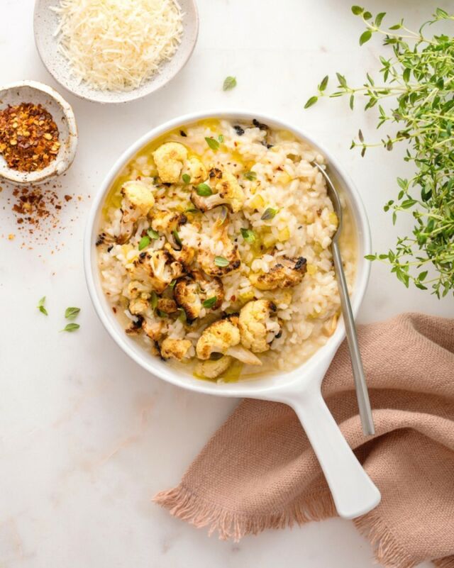 BROILED CAULIFLOWER RISOTTO 🔥​​​​​​​​
.​​​​​​​​
Cauliflower is one of my favorite vegetables, and I think it’s an underrated one too. It’s cheap and wonderfully versatile: you can turn it into the creamiest soups or the crunchiest salads. You can boil it, puree it, grill it, roast it, and broil it. The way you prepare cauliflower gives it its own unique personality and beautifully complements the ingredients it shares the stage with 👯‍♀️​​​​​​​​
.​​​​​​​​
Cauliflower also plays a central role in some of my favorite, ultra-comforting dishes. Cauliflower gratin would be a strong contender to be my last dish on earth, as would cauliflower mac'n'cheese. But my ultimate cauliflower dish is this broiled cauliflower risotto 😍 Crunchy-tender broiled cauliflower combined with ultra-cheesy risotto and some chili flakes for an added kick? I’m in heaven.​​​​​​​​
.​​​​​​​​
Click the link in my profile to get my recipe for Broiled Cauliflower Risotto, along with my tips to make the best risotto possible. Don't fear it! Risotto is easier and quicker to make and you think 🙌🏼​​​​​​​​
.​​​​​​​​
You can also copy+paste: https://foodnouveau.com/broiled-cauliflower-risotto/​​​​​​​​
Or DM me for the direct link!