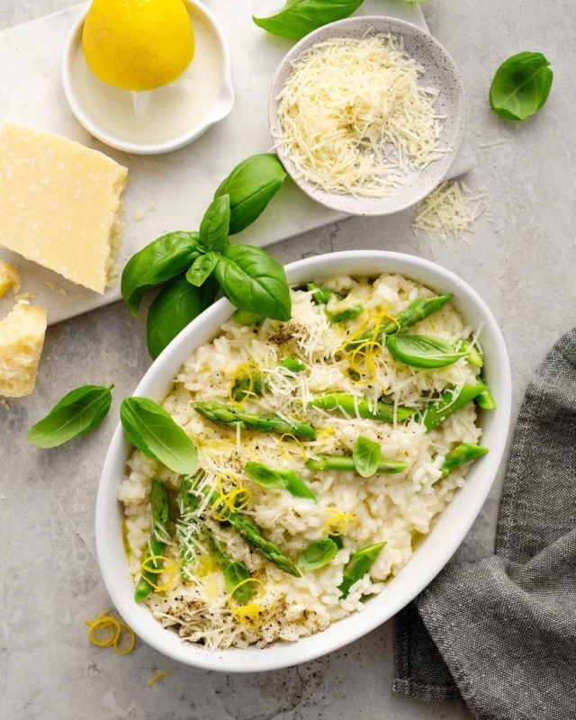 Lemon Asparagus Risotto 🌱☀️
.
This lemon asparagus risotto is spring in a bowl. It’s creamy and comforting, but the lemon keeps it bright and the asparagus adds that fresh, snappy bite. It feels restaurant-level, but it’s totally doable on a weeknight. Finish with lots of cheese and black pepper and indulge!
.
Click the link in my profile to get my recipe for Lemon Asparagus Risotto, or comment RECIPE and I’ll DM it to you right away 🍋
.
https://foodnouveau.com/lemon-asparagus-risotto/
.
#risotto #asparagusrecipes #springcooking #lemonrecipes #italianrecipes