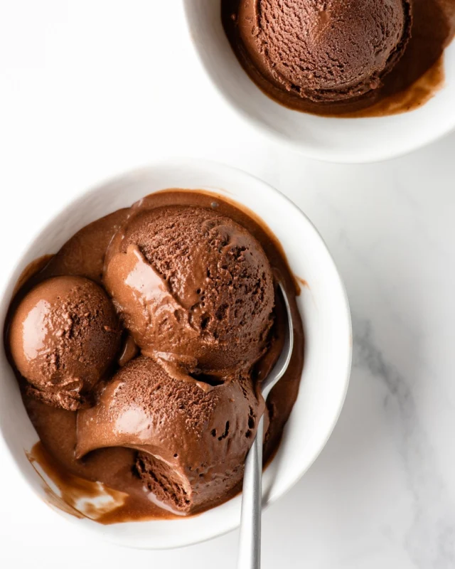 Dark chocolate gelato is for die-hard chocolate lovers who constantly search for that deep, intense, and not overly sweet bite 👌🏼 This one is smooth and dense, the way gelato should be, with that “spoon sinks in slowly” texture that makes you pause with delight after the first bite 🥰
.
Pro tips: Use good cocoa (it matters here), and don’t rush the chilling step. A cold base = better texture after churning. It's pretty darn perfect as is, but it’s also incredible with flaky salt, a drizzle of olive oil, or shaved chocolate if you want to get fancy ✨
.
Click the link in my profile to get my recipe for Dark Chocolate Gelato, or comment RECIPE and I’ll DM it to you right away!
.
If you’ve never made gelato before, I’ve got you covered: my Gelato Masterclass is *FREE* on YouTube! The class has been watched over 650,000 times + received thousands of likes and kind comments. That many people can’t be wrong!
🎥 Watch it now at youtube.com/foodnouveau
.
https://foodnouveau.com/dark-chocolate-gelato/
.
#gelato #chocolatedessert #icecreamlover #gelatolover #darkchocolate