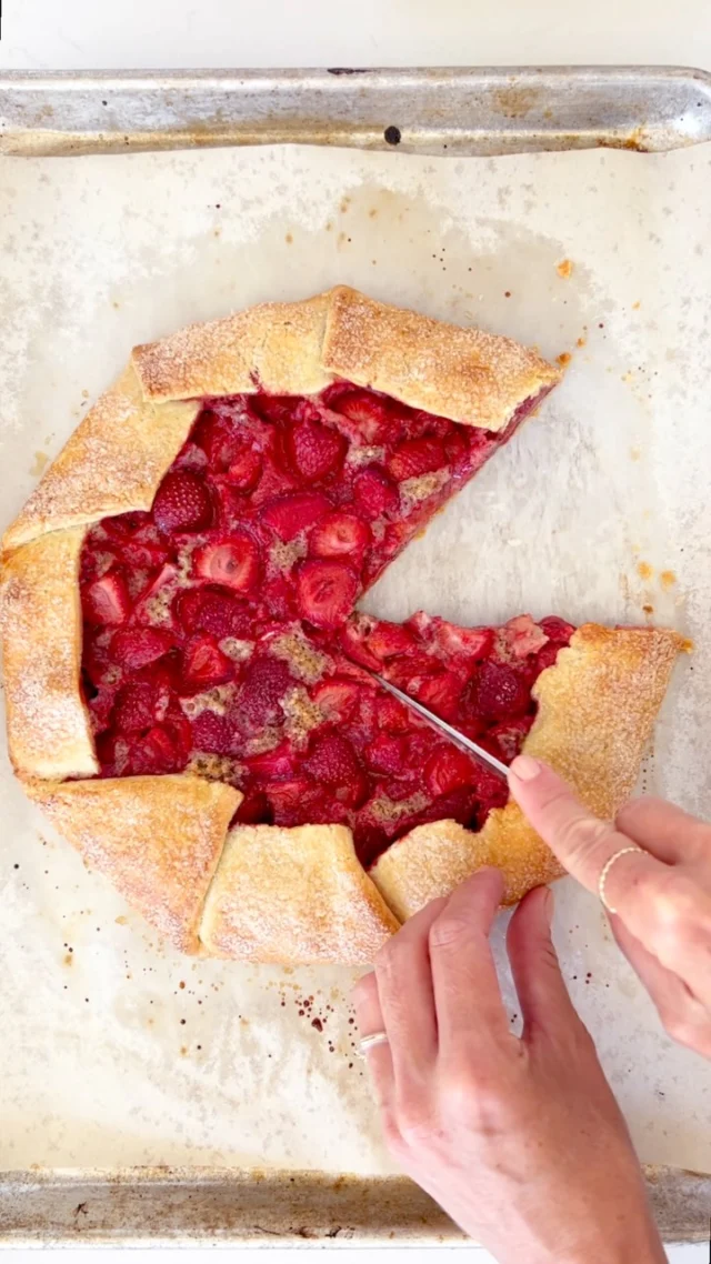 A strawberry galette is pie’s relaxed summer cousin 💆🏼‍♀️🍓✨
.
Juicy berries, crisp pastry, no fussy shaping, no perfect edges required. You just pile everything in the center, fold the dough over, and let the oven turn it into the kind of dessert you’ll want to make all summer long, with all summer fruits ✨
.
Get the recipe for Hazelnut and Strawberry Galette through the link in my profile, or comment RECIPE and I’ll DM you the direct link right away!
.
https://foodnouveau.com/hazelnut-and-strawberry-galette/
.
#strawberryseason #galette #summerdessert #pielovers #bakingfromscratch