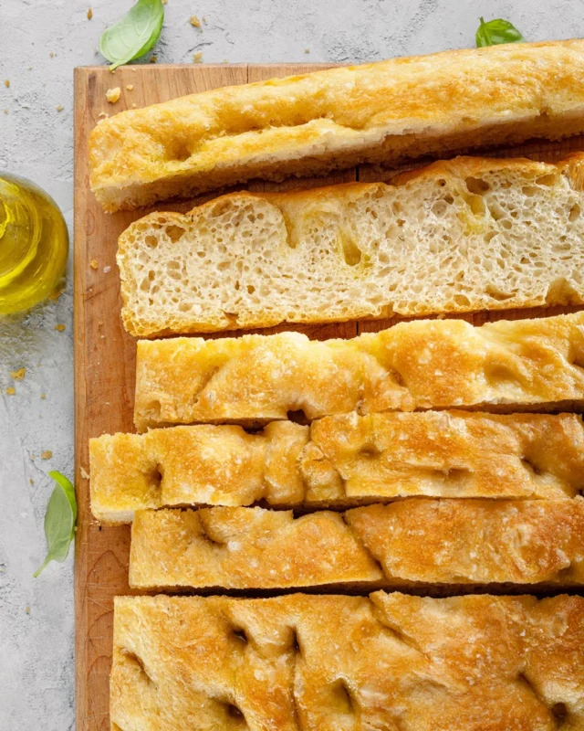 Focaccia is my gateway bread for people who don’t identify as bread bakers 😇 There’s no sourdough starter to keep alive and no kneading, and the reward is a pan of airy bread with irresistibly crispy edges and a kitchen that smells heavenly.
.
One small step I never skip is buttering the pan before adding olive oil; it helps the bottom bake deeply golden and crisp. Serve the focaccia with soup, turn it into sandwiches, or cut it into squares and put it straight onto an apéro board!
.
Click the link in my profile to get my recipe for No-Knead Focaccia, or comment RECIPE and I’ll DM it to you right away 🫒
.
https://foodnouveau.com/no-knead-focaccia/
.
#focaccia #nokneadbread #homemadebread #italianbaking #breadmaking