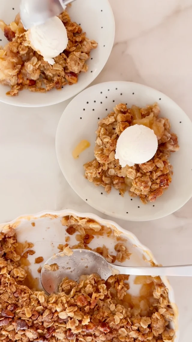 I don’t need convincing to bake (yet another) apple crumble 🍎 Bubbling apples, a craggy golden topping, and a scoop of gelato on top hit the spot every time. My version of this classic fall dessert happens to be dairy-free, but nobody eating it has ever cared about that part!
.
Get the recipe for my Dairy-Free Apple Crumble through the link in my profile, or comment RECIPE and I’ll send it to you.
.
https://foodnouveau.com/dairy-free-apple-crumble/
.
#applecrumble #appledessert #fallbaking #dairyfreebaking #dairyfreedessert