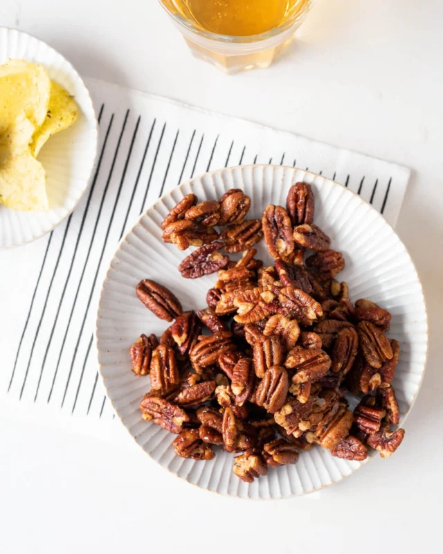 My spicy and sweet cocktail pecans might be the only thing that can interrupt a really good conversation 😏 They’re sweet, salty, a little spicy, and exactly the sort of snack that disappears while everyone insists they’re “just having one more.”
.
Get this easy recipe through the link in my profile, or comment RECIPE and I’ll send it over 🙌🏼
.
https://foodnouveau.com/spicy-sweet-cocktail-pecans/
.
#cocktailpecans #spicednuts #appetizerideas #aperotime #entertaining